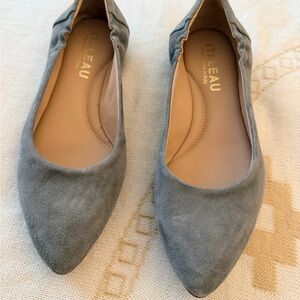 Italeau Women's Pointed Toe Ballet Flats in Gray Suede